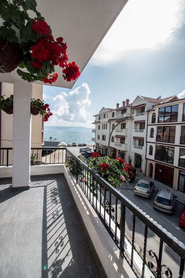 Villa Dudan Lakeview Ohrid Exteriör bild
